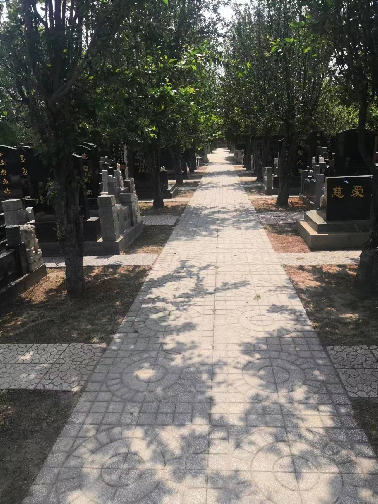 西园公墓--霸州西园公墓强化了生命的社会性与情感延续